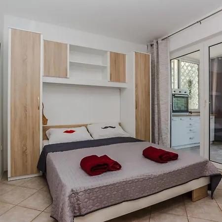 Apartament Jagunic By Interhome *