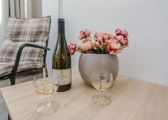 Jagunic By Interhome * Vir